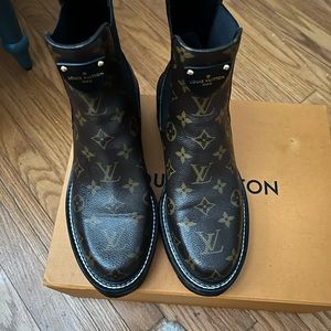 BEAUBOURG Louis Vuitton size 40 (10) ankle boot